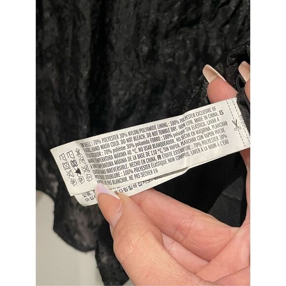 NWOT Endless Rose Texture Floral Organza Black Puff Sleeve Mini Dress Large - Picture 6 of 16